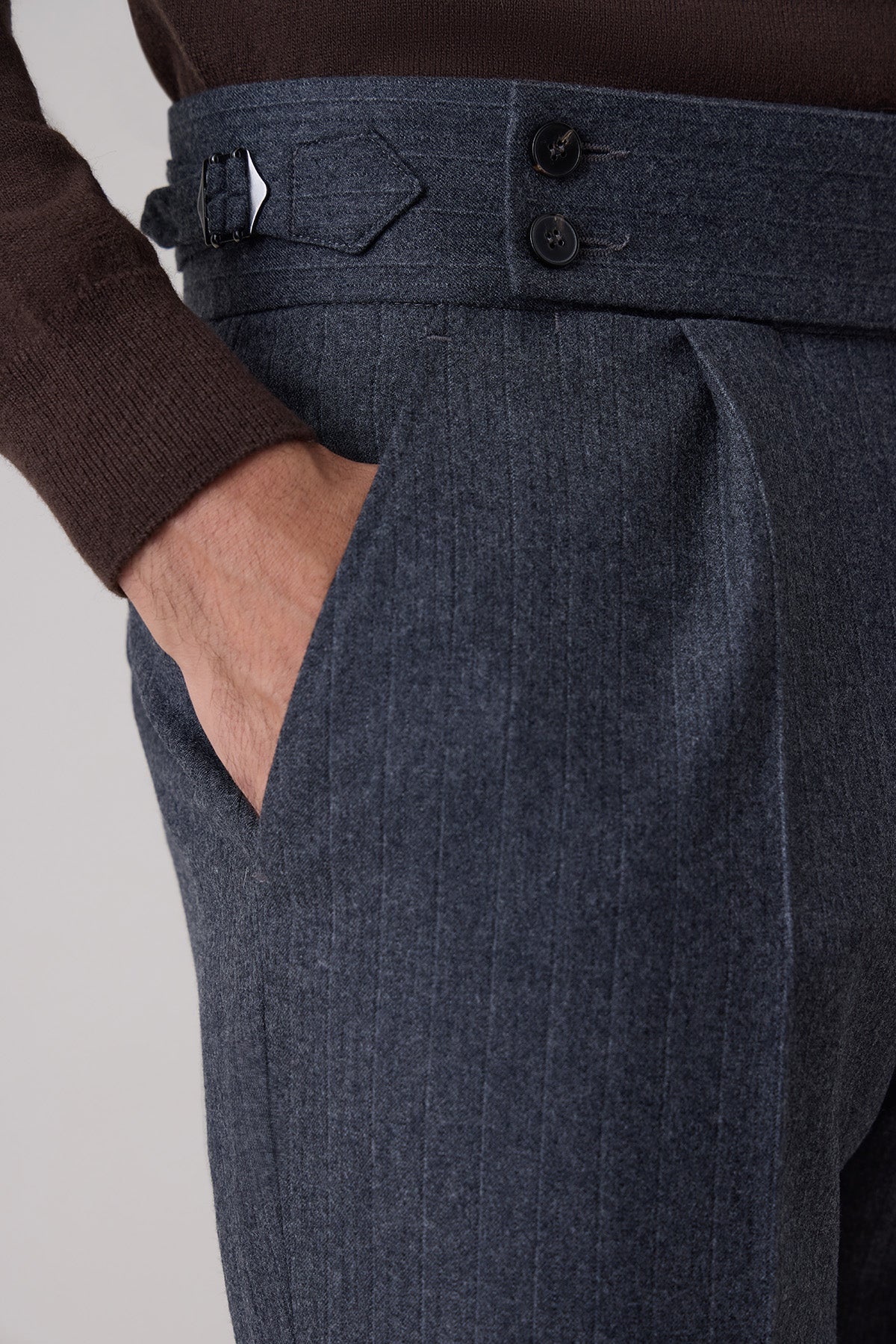 Costume croisé Svalen en laine vierge