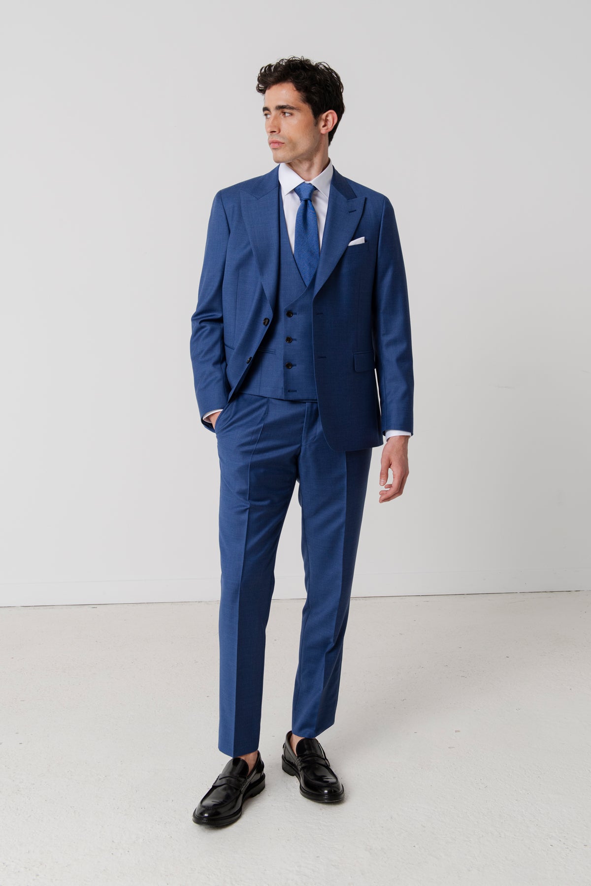 Costume Mistral col pointe en laine vierge