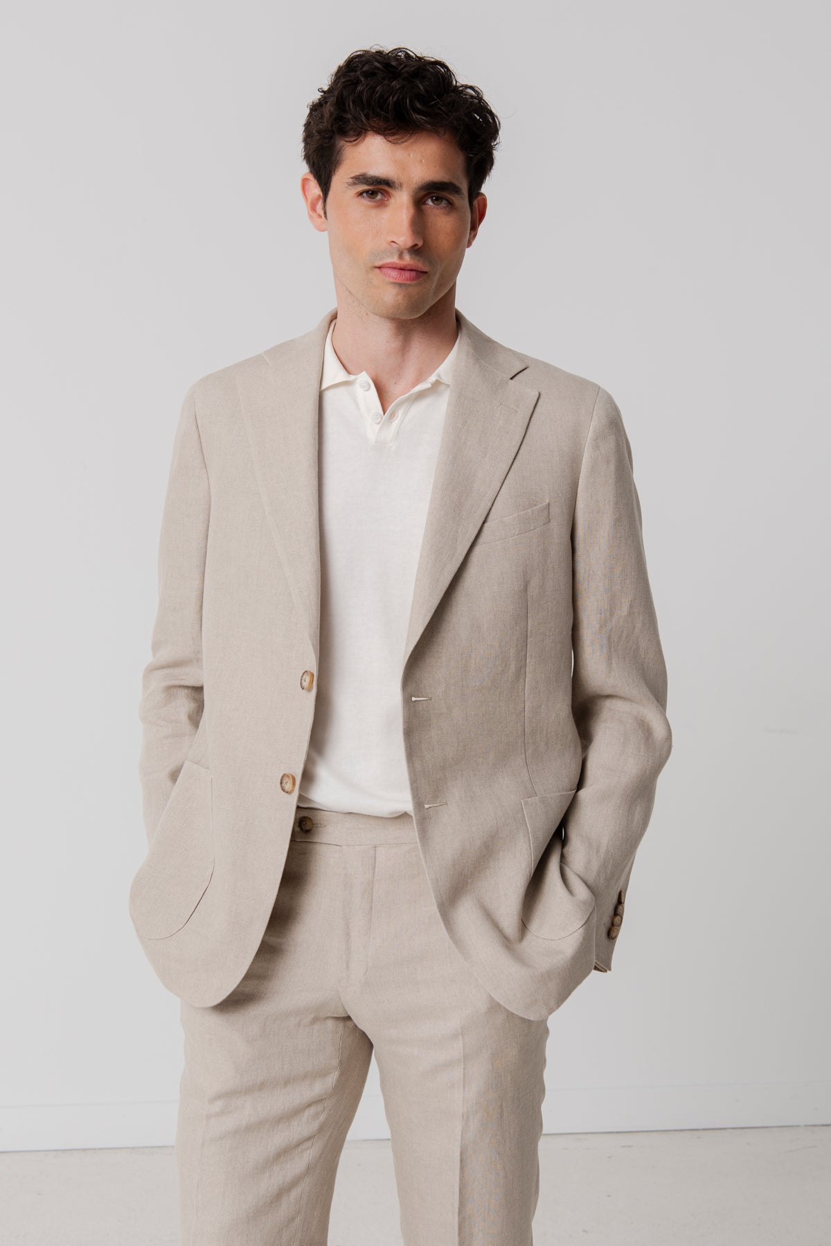 Costume Pilat beige en lin