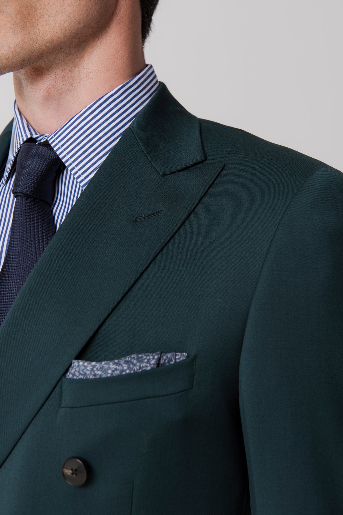 Costume Bauhaus croisé en laine vierge