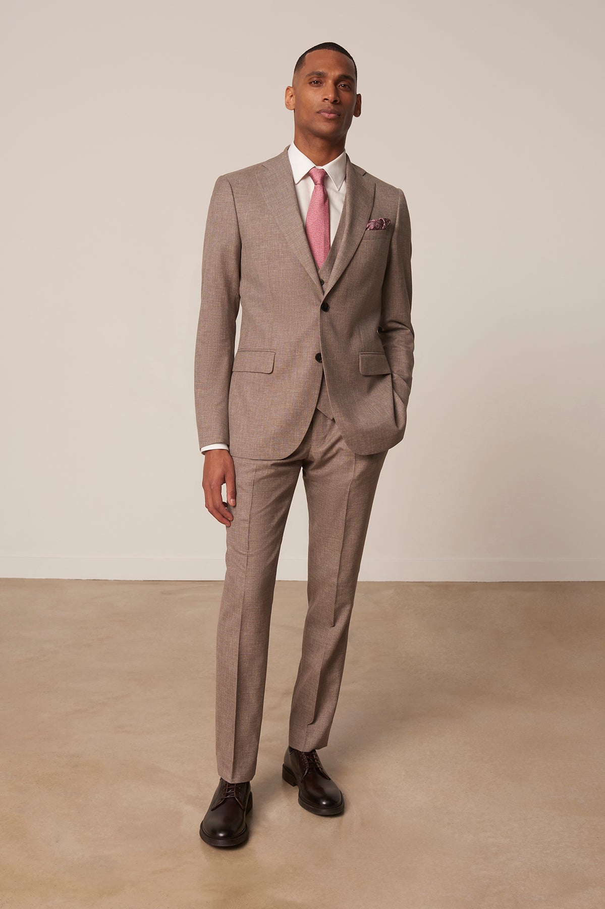 Costume droit Gaudi en laine vierge