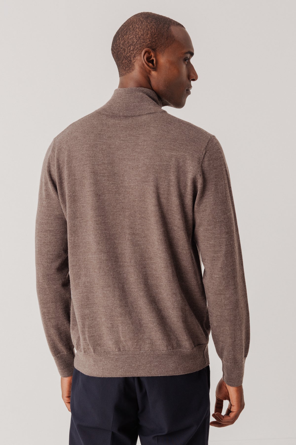 Pull Alistair en laine merinos marron