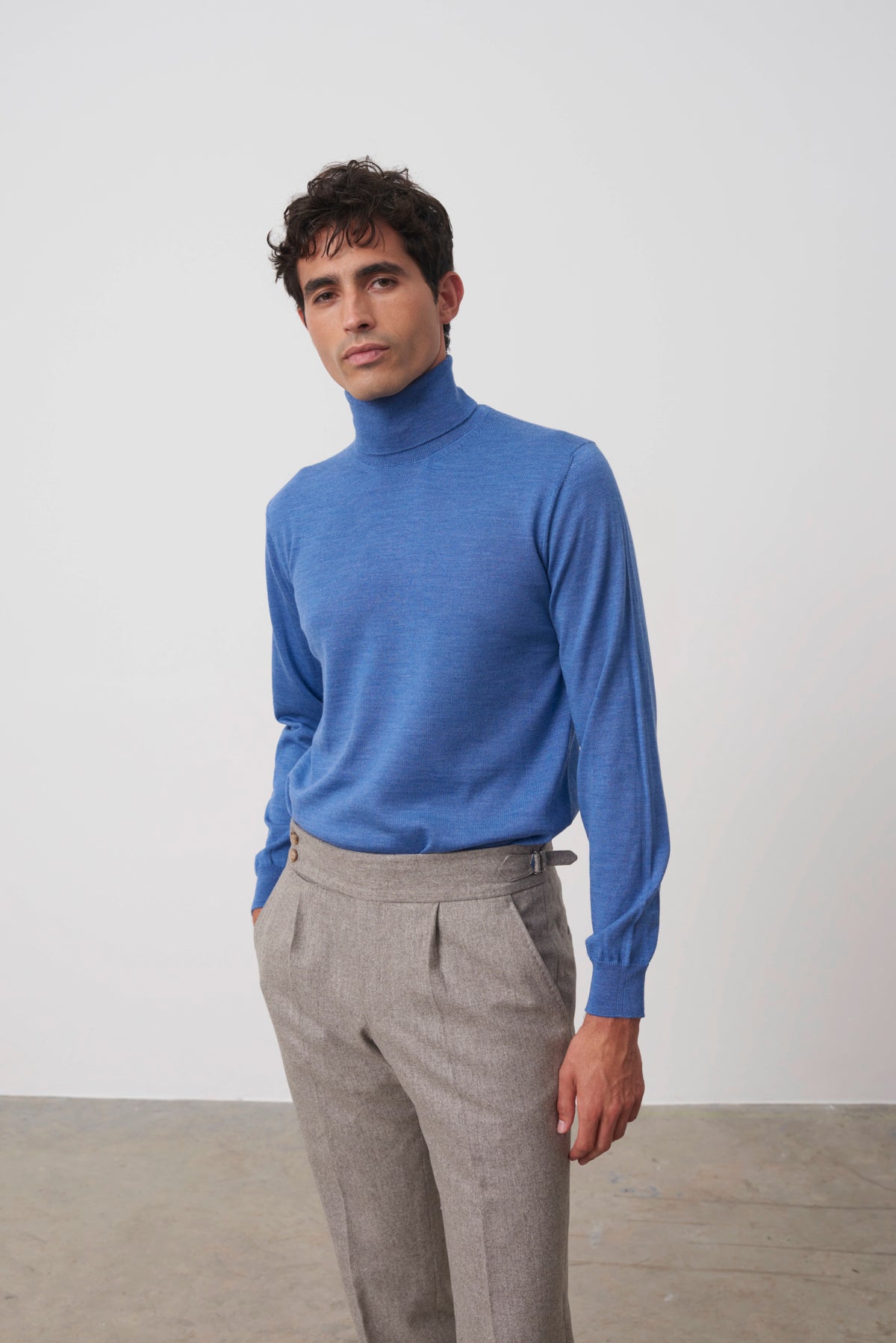 Pull Archibald en laine merinos bleu