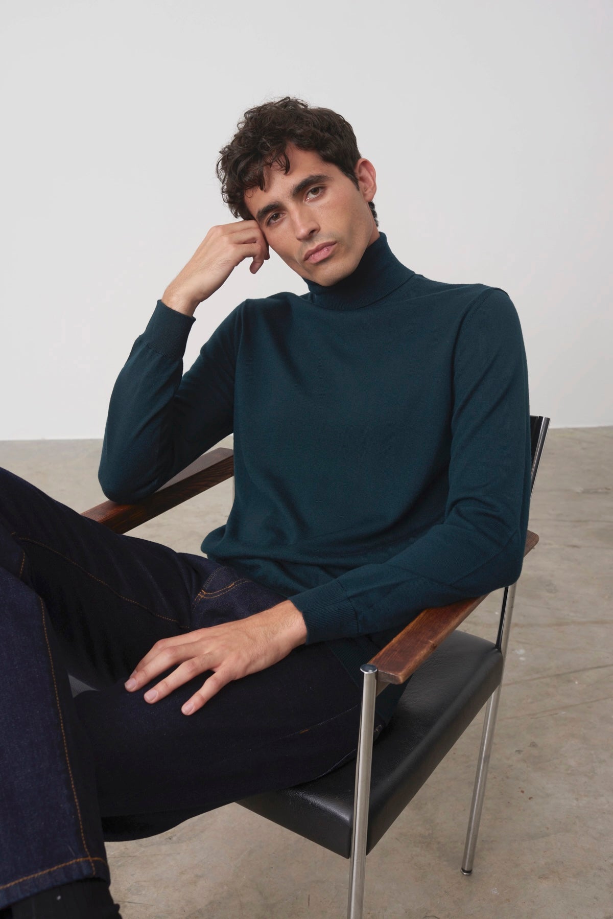 Pull col roulé Archibald en laine mérinos vert