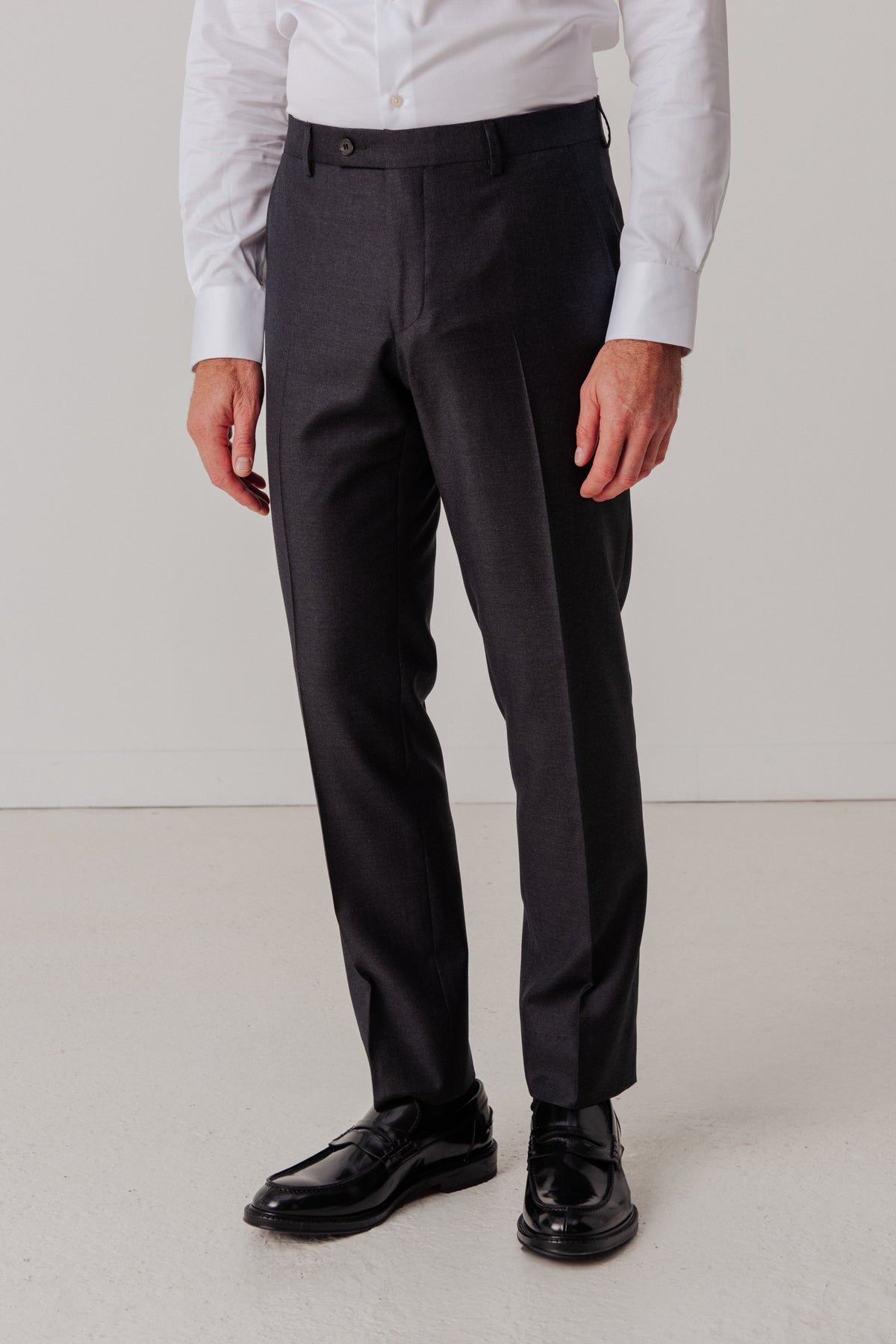 Carbon Wool Double Breasted Suit