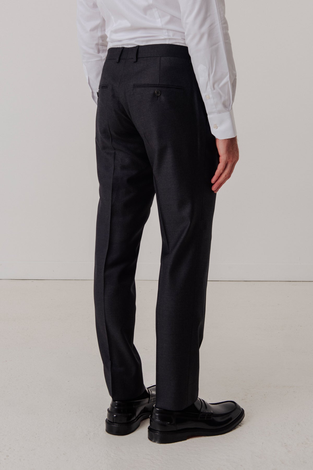 Carbon Wool Double Breasted Suit