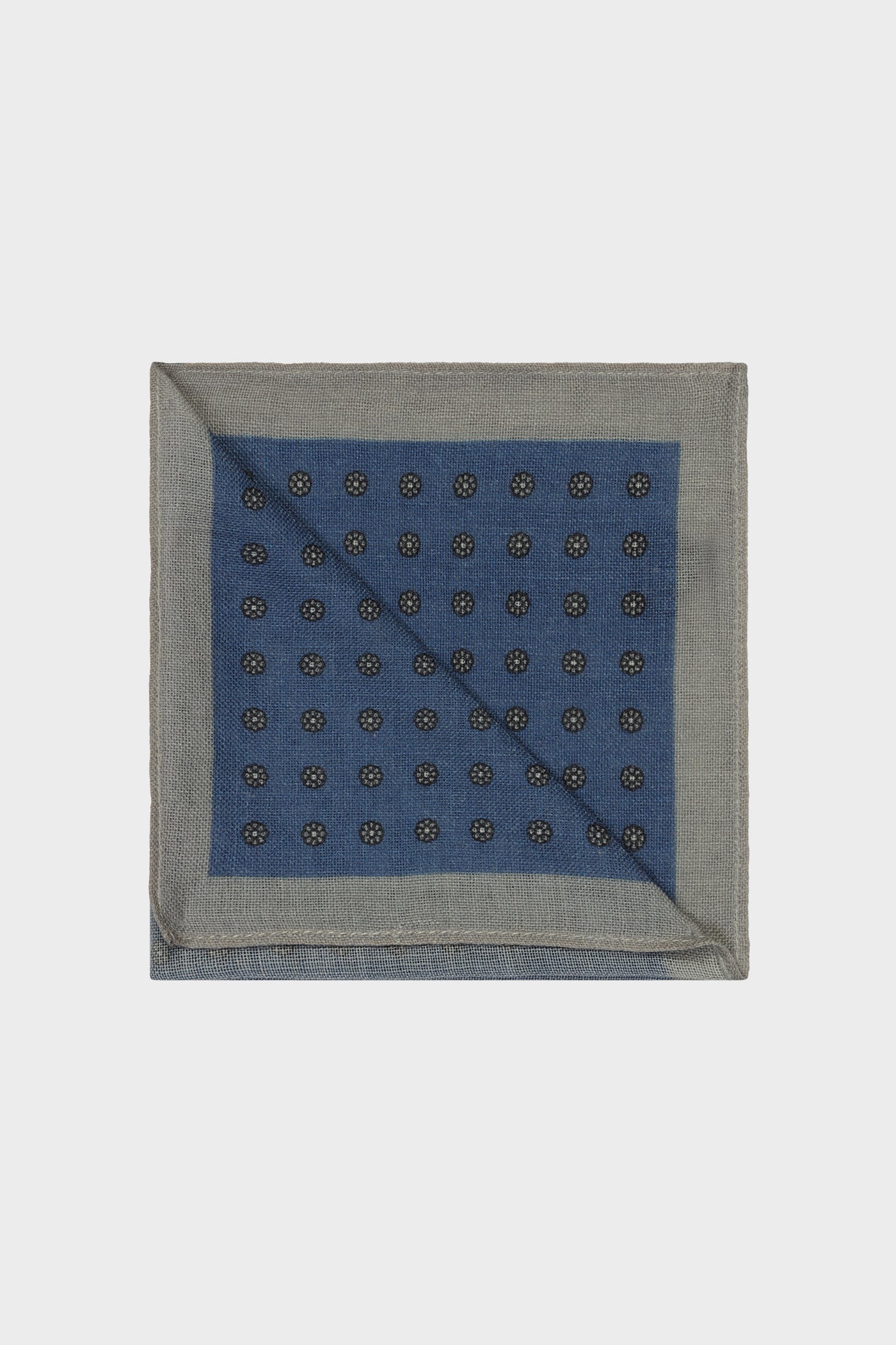 Pochette Marguerite Grise Fond Bleu