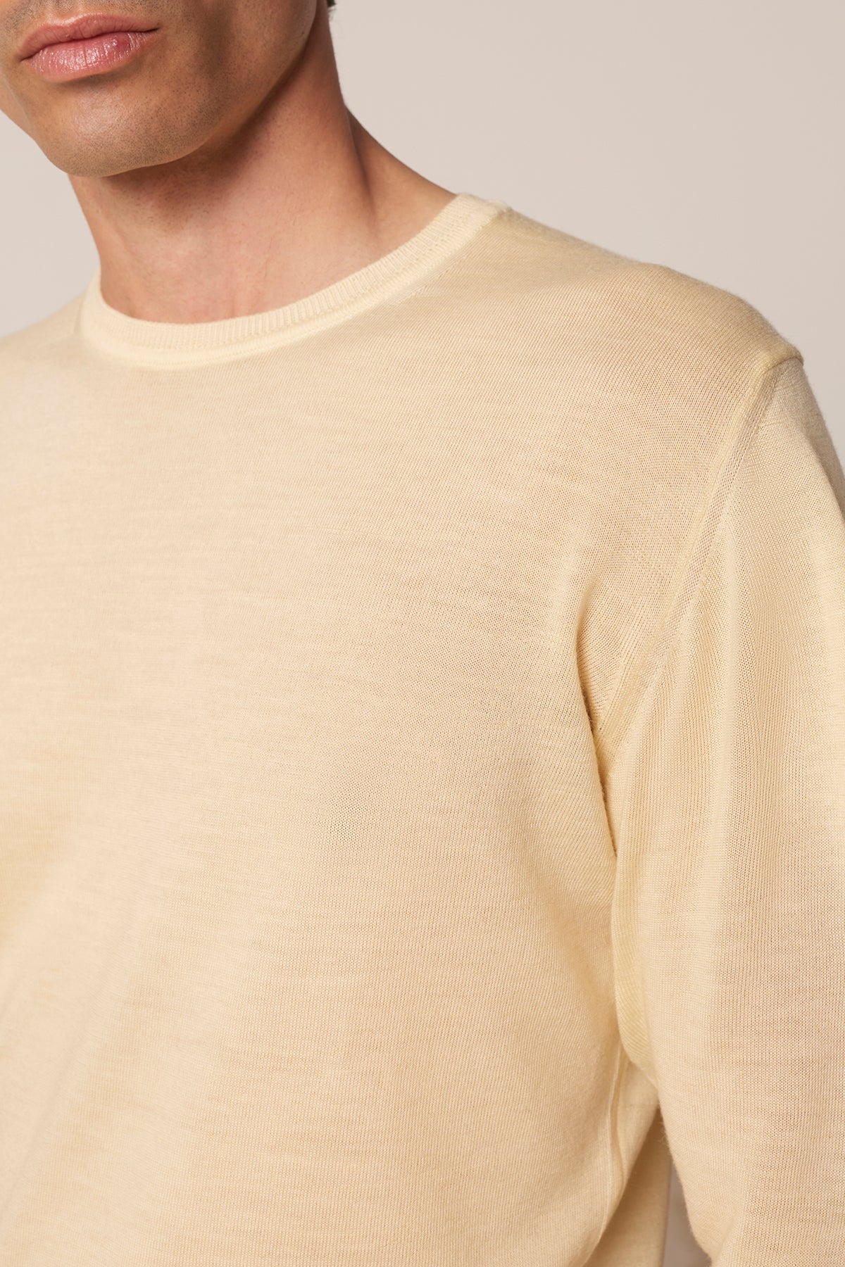 Pull col rond Pedro en merinos jaune