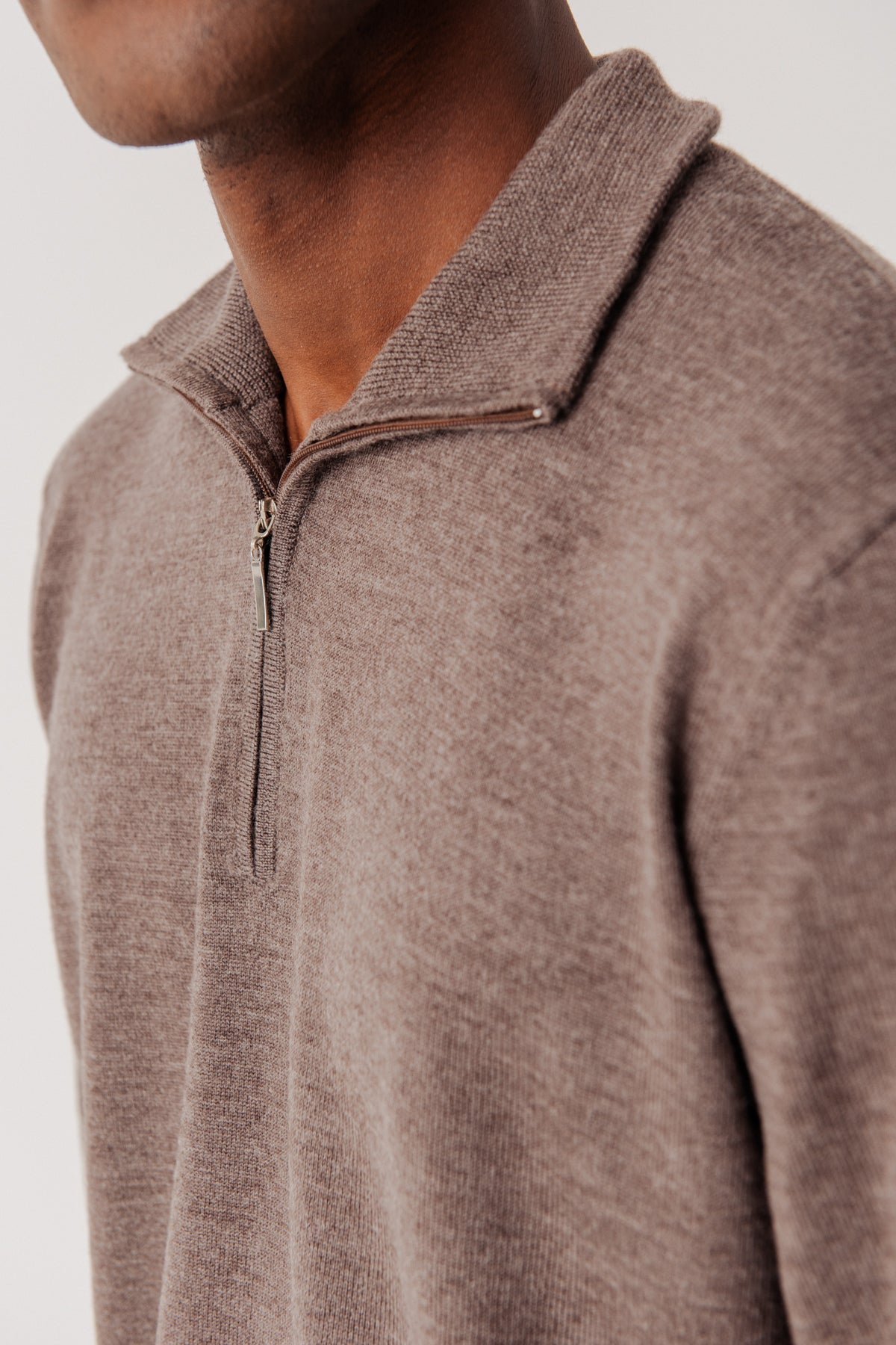 Pull Alistair en laine merinos marron