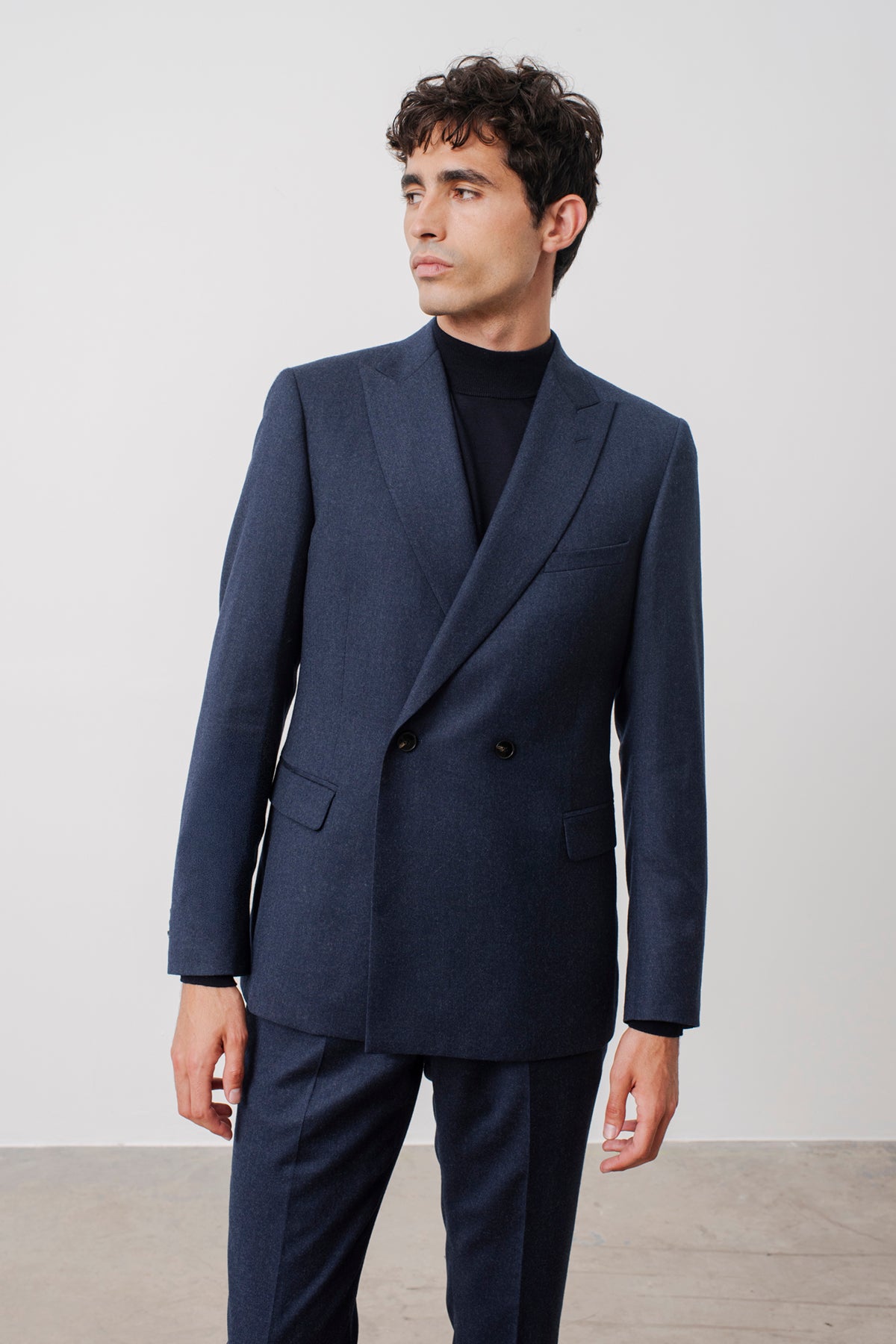 Costume croisé Chaplin en laine vierge
