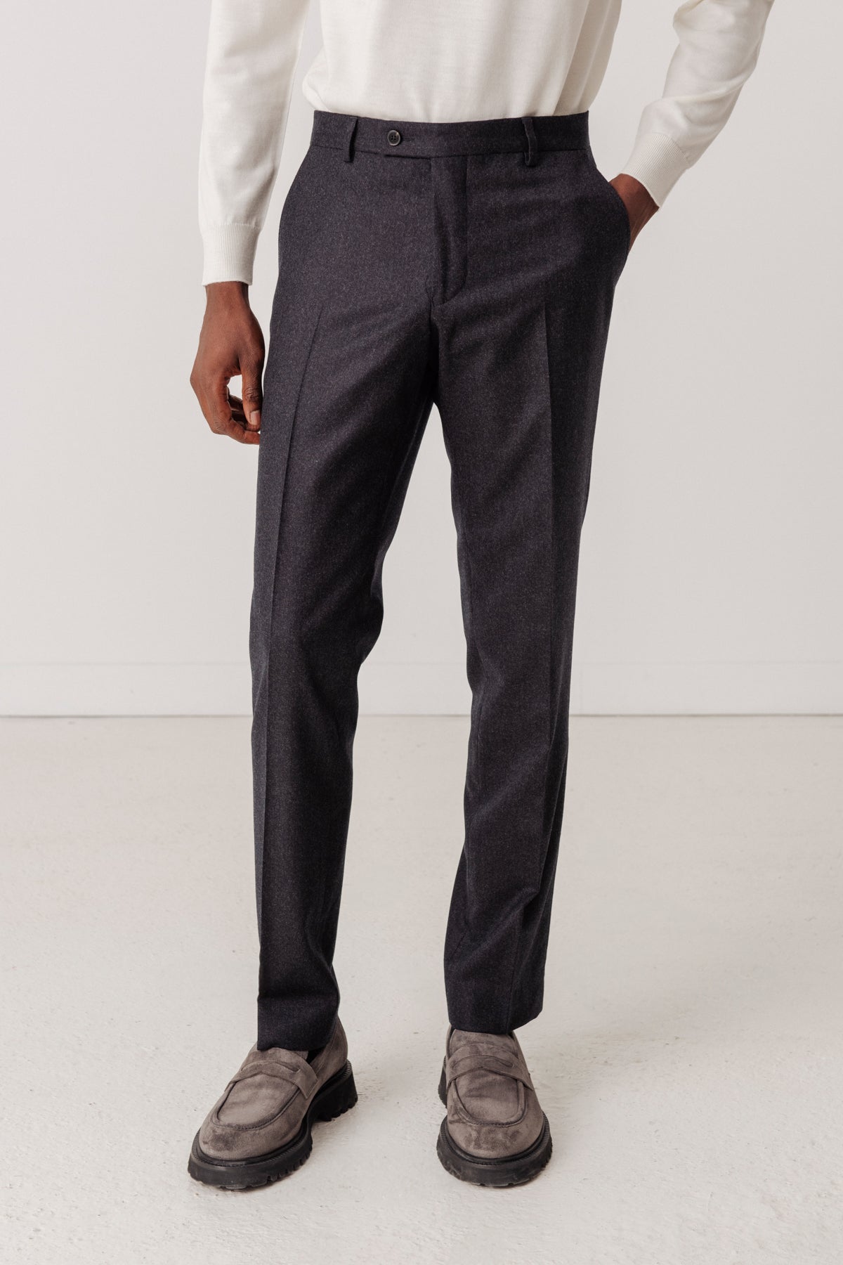 Pantalon William Simple en flanelle gris sombre